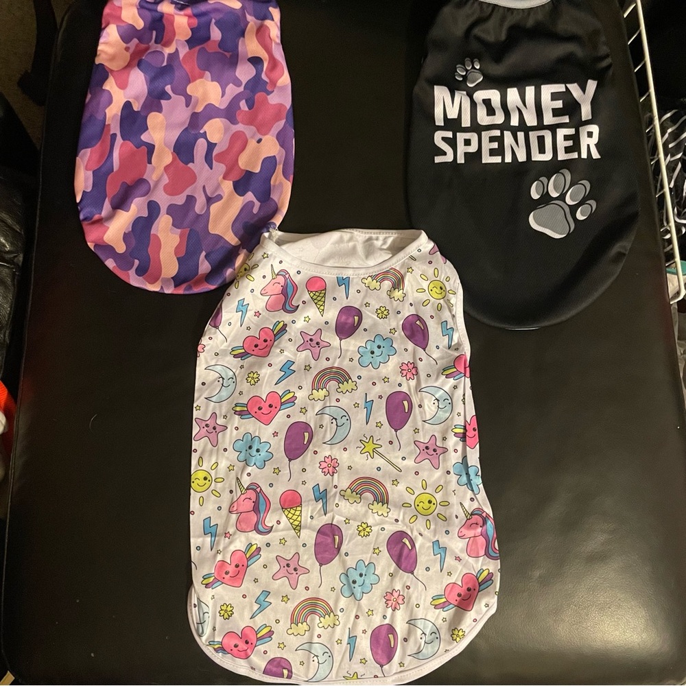 Dog Shirts. - Picture 1 of 2